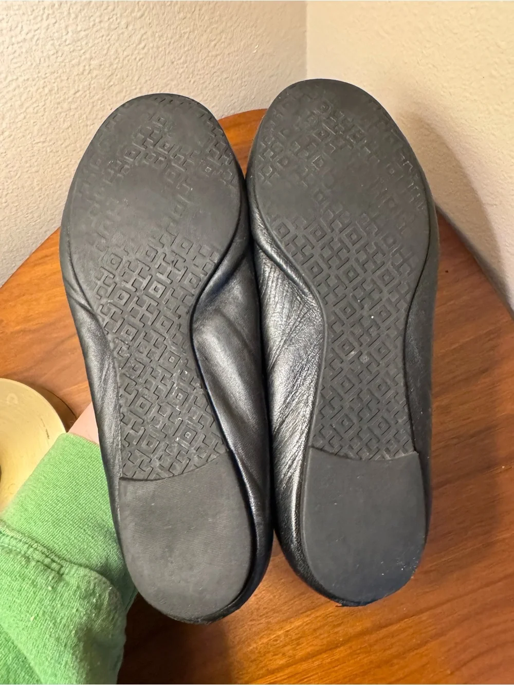 Tory Burch Black Leather Ballet Flats Size 7